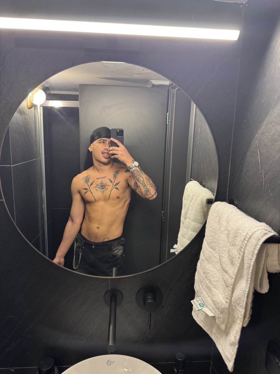 👅💦