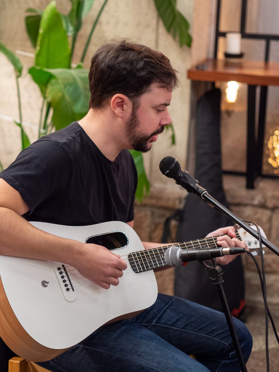 (1/2) Last night's Mic-to-Mic event was AGAIN a huge success!🎉 We've heard some incredibly talented scientists performing their musical numbers and talking about their research!
