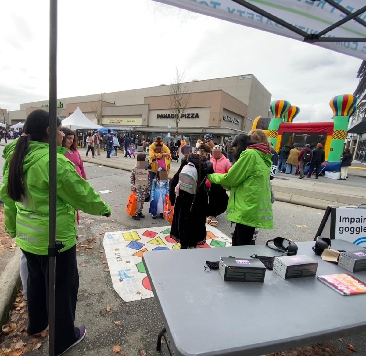 Surrey Crime Prevention Society (@preventcrimes) on Twitter photo Over the weekend, our #Greenteam joined the Spooktacular event hosted by <a href="/Newton_BIA/">Newton BIA</a>! 🎃👻 We shared volunteering opportunities with the community, talked about safety initiatives, handed out candy, and operated the ICBC Vision Goggles for a fun, informative experience. Over the weekend, our #Greenteam joined the Spooktacular event hosted by <a href="/Newton_BIA/">Newton BIA</a>! 🎃👻 We shared volunteering opportunities with the community, talked about safety initiatives, handed out candy, and operated the ICBC Vision Goggles for a fun, informative experience.