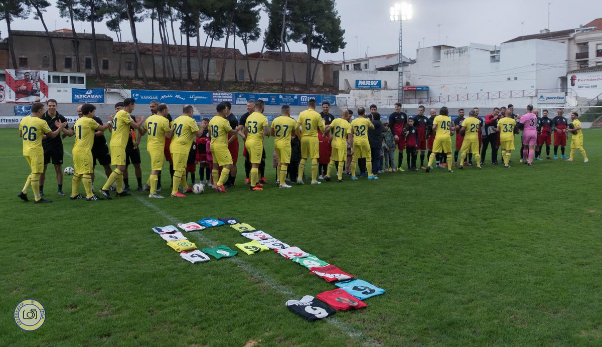 aevillarrealCF's tweet photo. La AEV disputó en Villarrobledo (Albacete) el Memorial Fran Ballesteros. Fue un emotivo evento de carácter benéfico en el que la organización nos trató de maravilla.
Muchas gracias por la invitación. Estuvimos encantados de participar y colaborar con vosotros. https://t.co/He2bzqEOS0