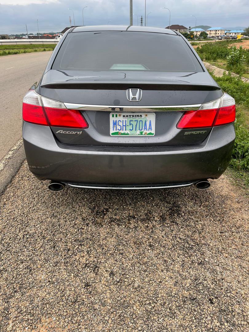 Ahmedsaleem's tweet photo. STOLEN CAR ALERT 🚨

Honda Accord 2014 as shown below was stolen at H-Medix, AYA, Abuja around 7:20pm, on 28th October 2024. 
Plate: KATSINA MSH570AA
Chassis number: 1HGCR2F59DA202435

If found, please call: 08033225663

Please RT 🙏🏽 https://t.co/hNGSPGxKvs