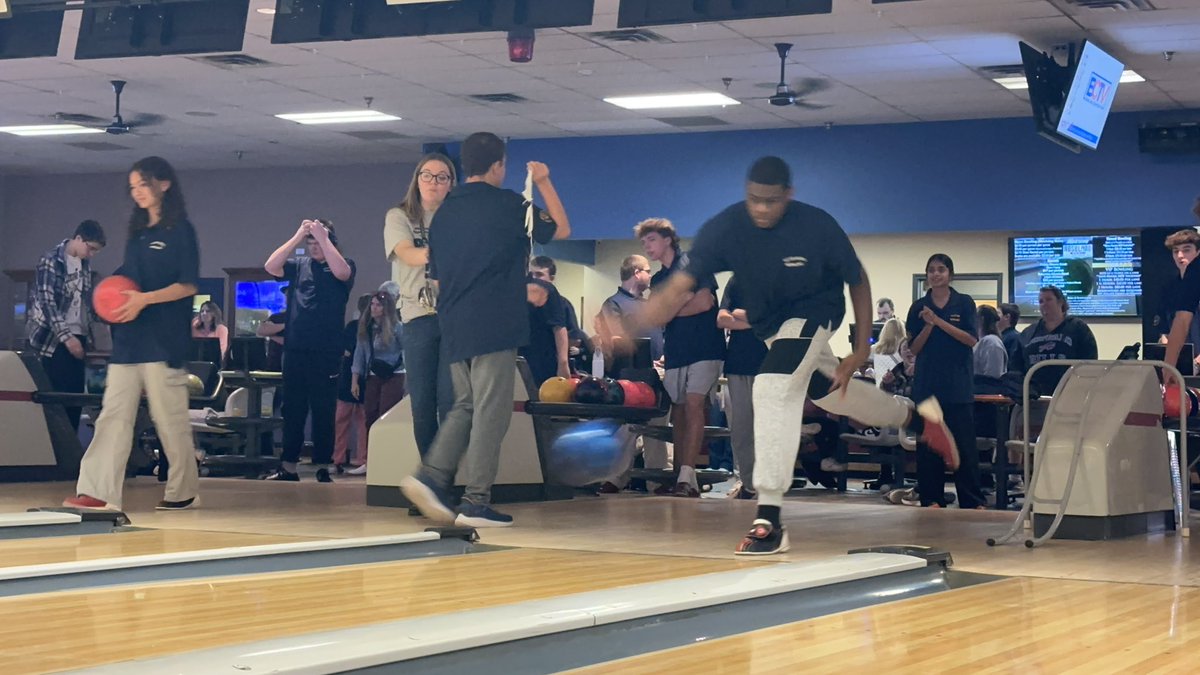 Victor Blue Devils Ψ╰(•̀ᴗ•́ )╯ tweet media