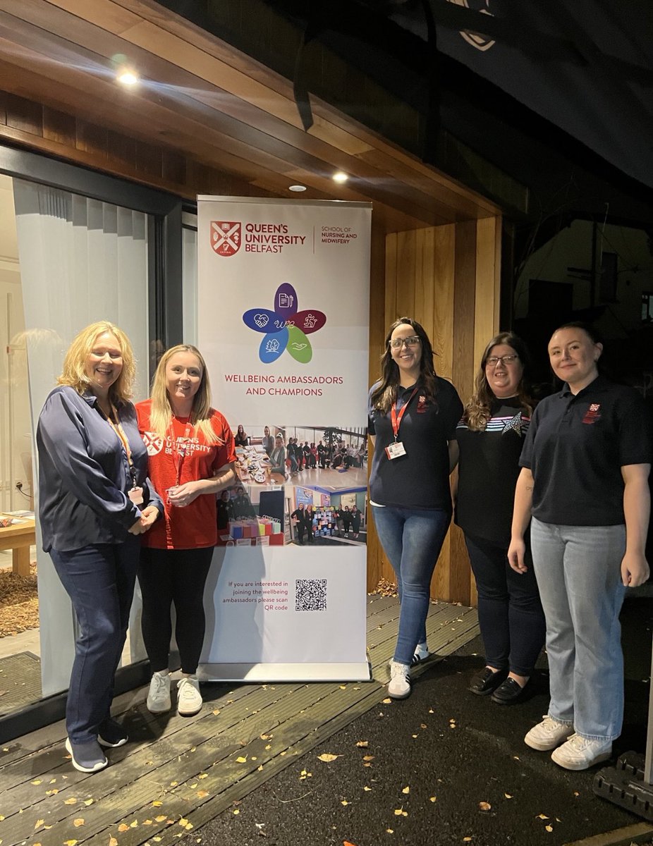 lcowan06's tweet photo. Such a great evening at the Wave Autumn Fayre carrying out health checks with @QUBSONM and catching up with friends! Even some time to paint our own mascot🎃 a lovely set up and a brilliant turn out!
#wellbeing #wellbeingambassador #studentnurse #qub #wavetrauma #healthchecks https://t.co/8rseWAhh0z