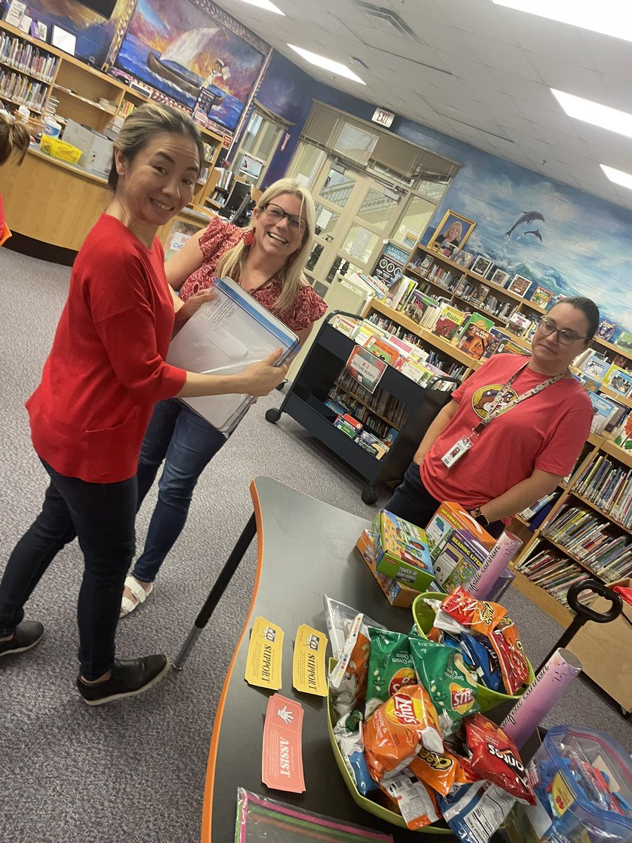 Avalon Elementary (@avalonelem_ocps) on Twitter photo Last week, our Reading / MTSS Coach <a href="/NEdmondson13/">Natacha Edmondson, M. Ed</a> facilitated the October Science of Reading PD! We are honing in our differentiated, small group skills. #WeAreAvalon #OCPSreads <a href="/CDLocps/">Curriculum and Digital Learning</a> Last week, our Reading / MTSS Coach <a href="/NEdmondson13/">Natacha Edmondson, M. Ed</a> facilitated the October Science of Reading PD! We are honing in our differentiated, small group skills. #WeAreAvalon #OCPSreads <a href="/CDLocps/">Curriculum and Digital Learning</a>