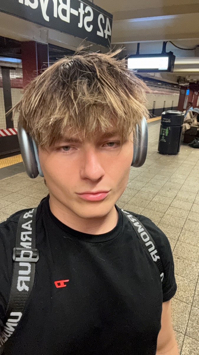 nathynlouis tweet media