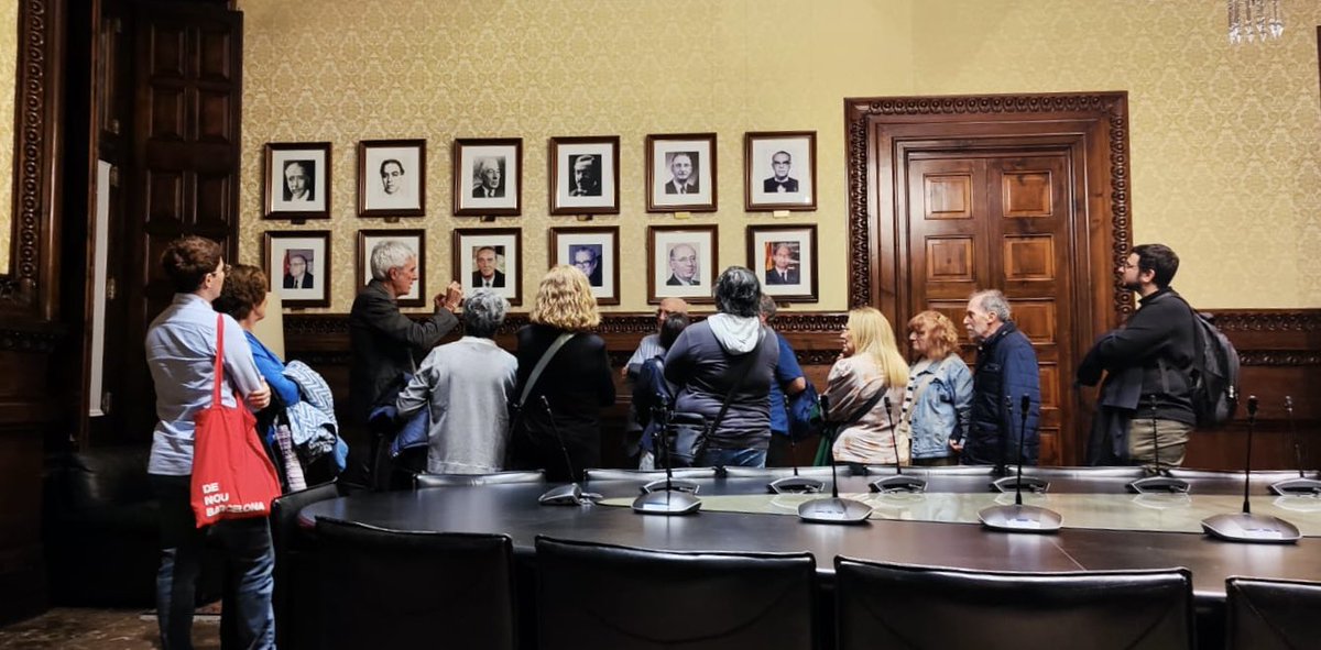 PSC_SantMarti's tweet photo. 🏛️ Aquesta tarda hem visitat el Parlament de Catalunya, on ens ha rebut la diputada del Grup Parlamentari Socialista i primera secretària del @pscbarcelona, @sjaurrieta. Gràcies pel teu temps i molta sort en la teva etapa com a diputada, Sara! 🌹 https://t.co/E79GeUl84v