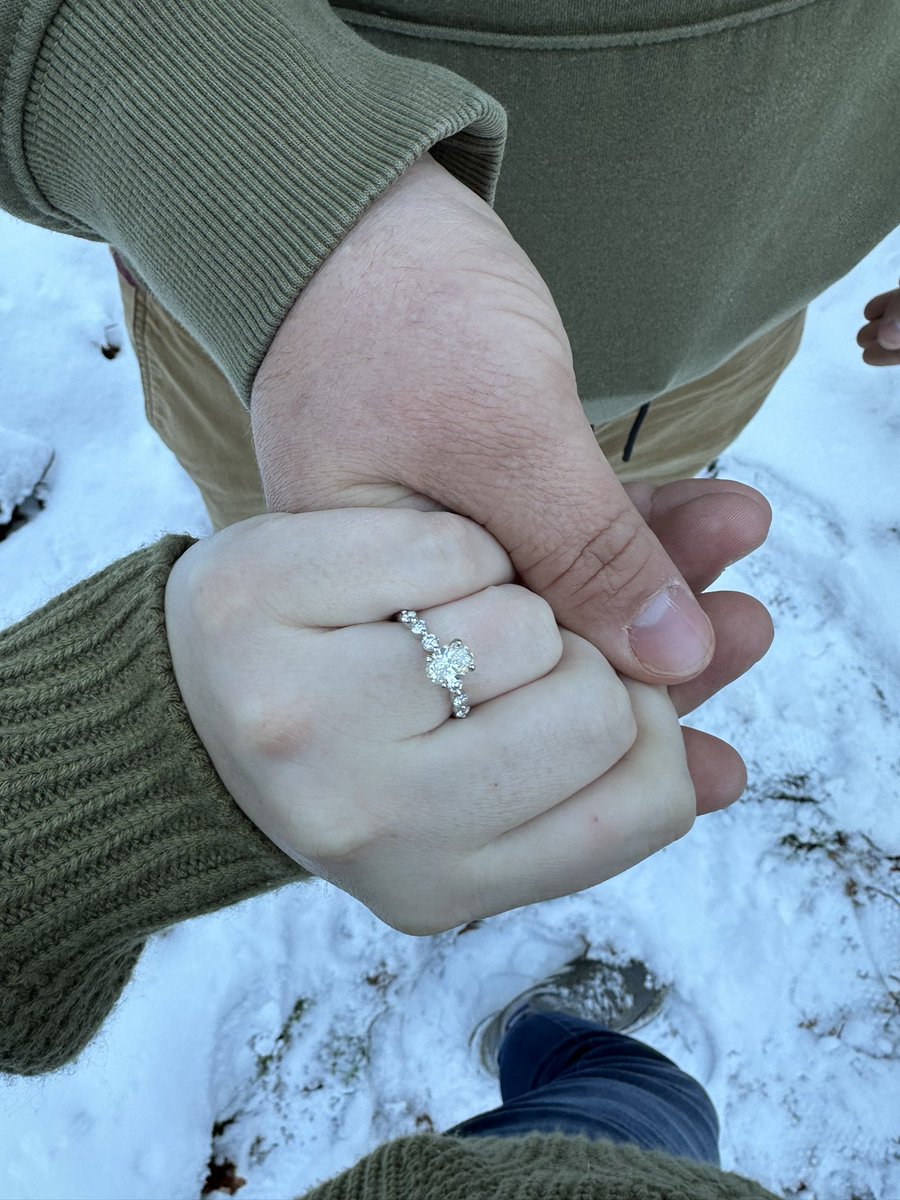 midnightsmanda's tweet photo. I like shiny things but I'd marry you with paper rings... 💍

I SAID YES 🥹 https://t.co/d9SwxX6an8
