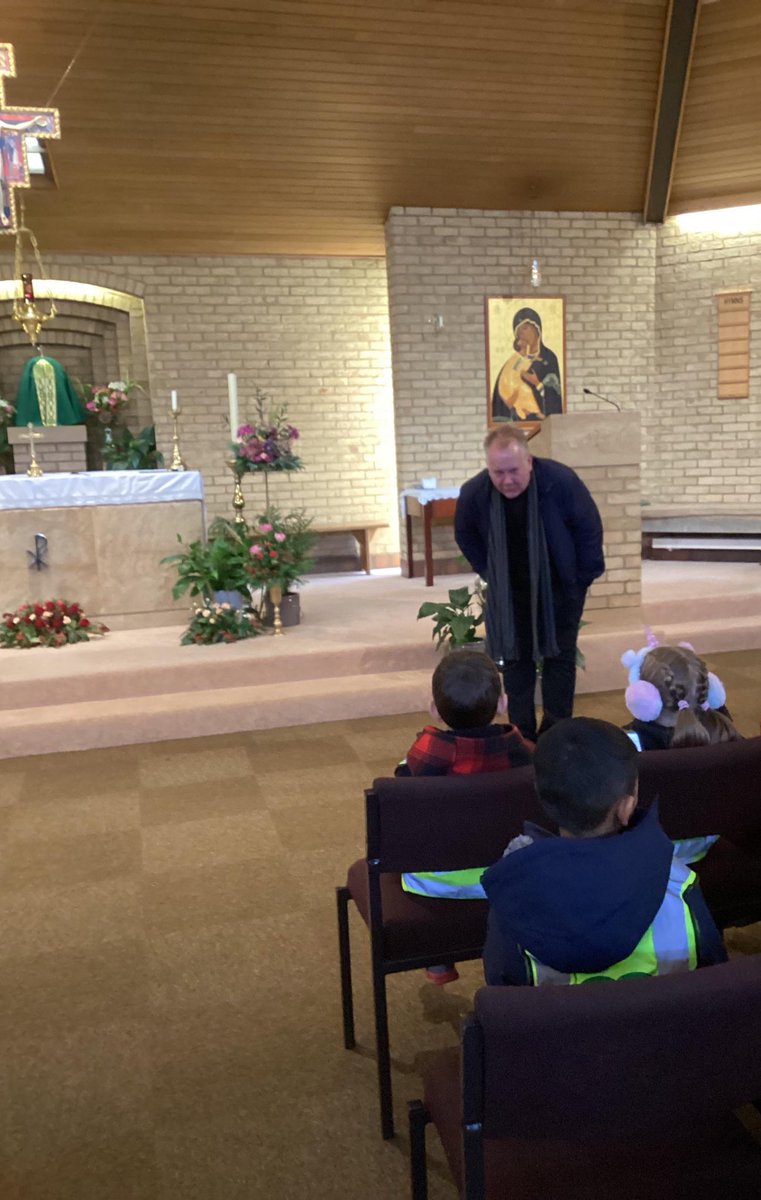 DLPTBraybrook's tweet photo. Key Stage 1 visited @saintlukesbull to learn about what can be found inside a church. Father Jeffrey taught the children about each part of the church and answered all their questions. https://t.co/7fKtCbGuol