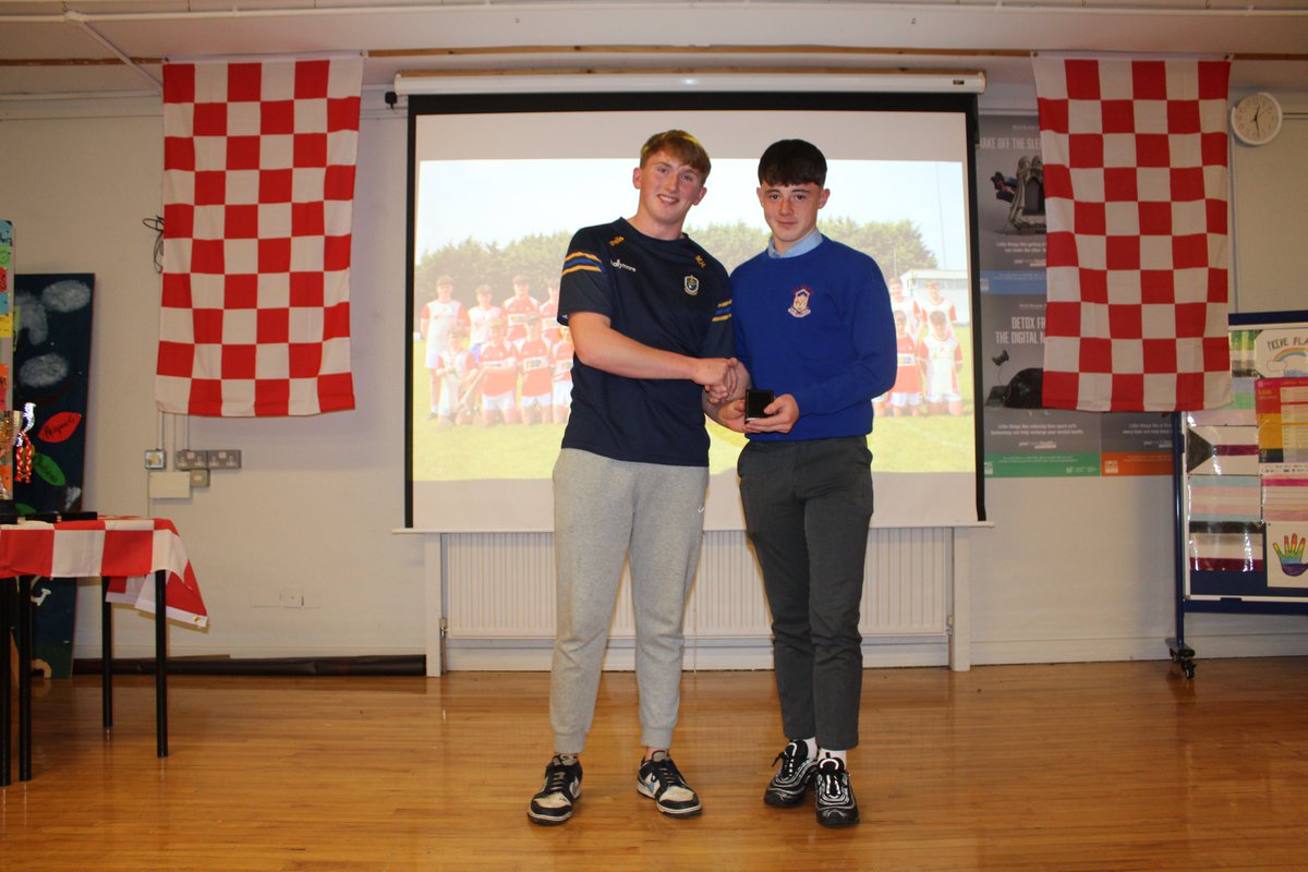 cbsroscommon's tweet photo. At our recent medal presentation for our Connacht Hurling Champions for 2024 the @StDominicsClub representatives were presented with their medals. Pictured here are Colm Fitzgerald, Joe McDermott and Euan Hanley #rosgaa #cbsgaa #cbshurling https://t.co/yNCNdjMb81