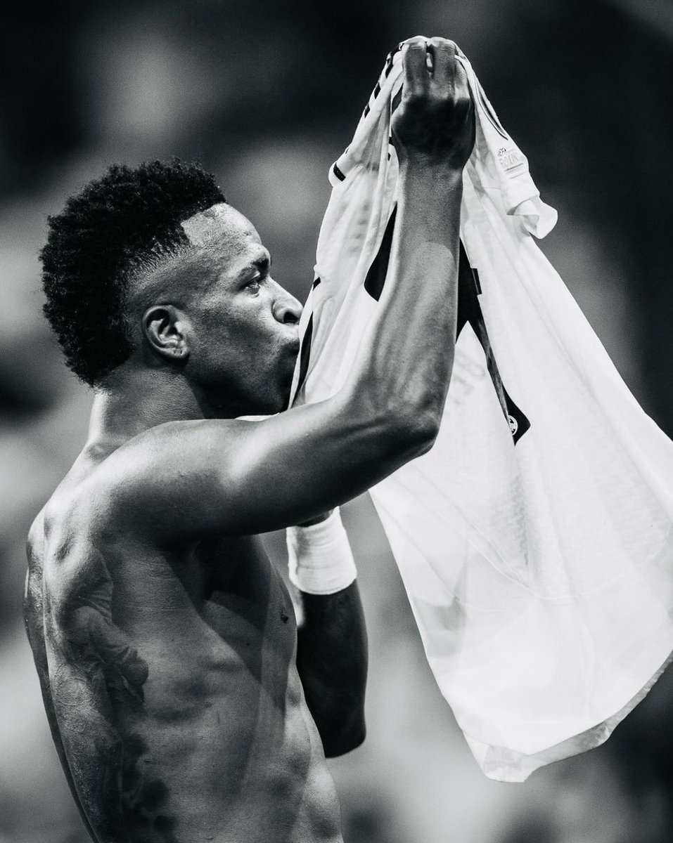 realmilgrauu's tweet photo. Vinicius Jr tem tudo que a Europa gosta, menos a pele. https://t.co/iuJALIPMov