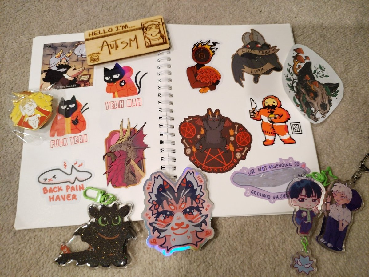 OhagiWen's tweet photo. Thank you guys! I got so many stuff from trading. Can't wait for next armageddon and overload #springeddon https://t.co/2TVbRigR1D