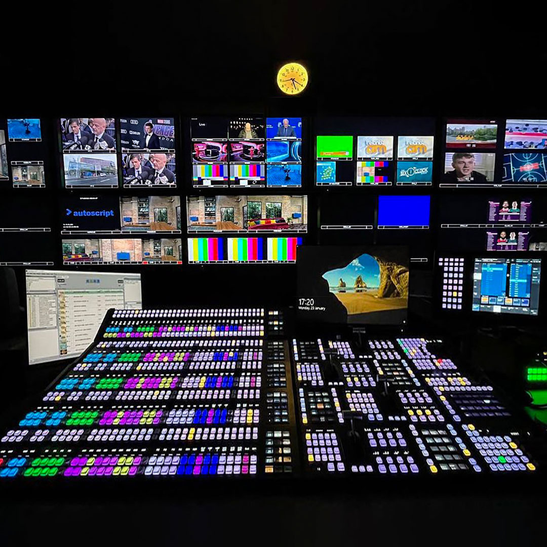 Avid's tweet image. 📺 Control room view at Virgin Media Television
📷 instagr.am/kevindublin

#inews #command #controlroom #tvnews #broadcast #new #avid
