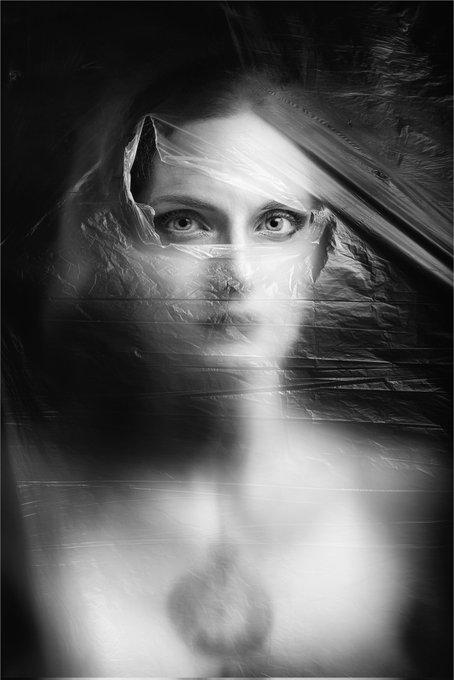 Les yeux sont le reflet de l'&acirc;me ✨ Picture by angelo7569 Model: Me #PictureOfTheDay #photo #photography<a href="/tag/model"class="tags"><span>#model</span></a><a href="/tag/photography"class="tags"><span>#photography</span></a><a href="/tag/photo"class="tags"><span>#photo</span></a><a href="/tag/modeling"class="tags"><span>#modeling</span></a><a href="/tag/picture"class="tags"><span>#picture</span></a>