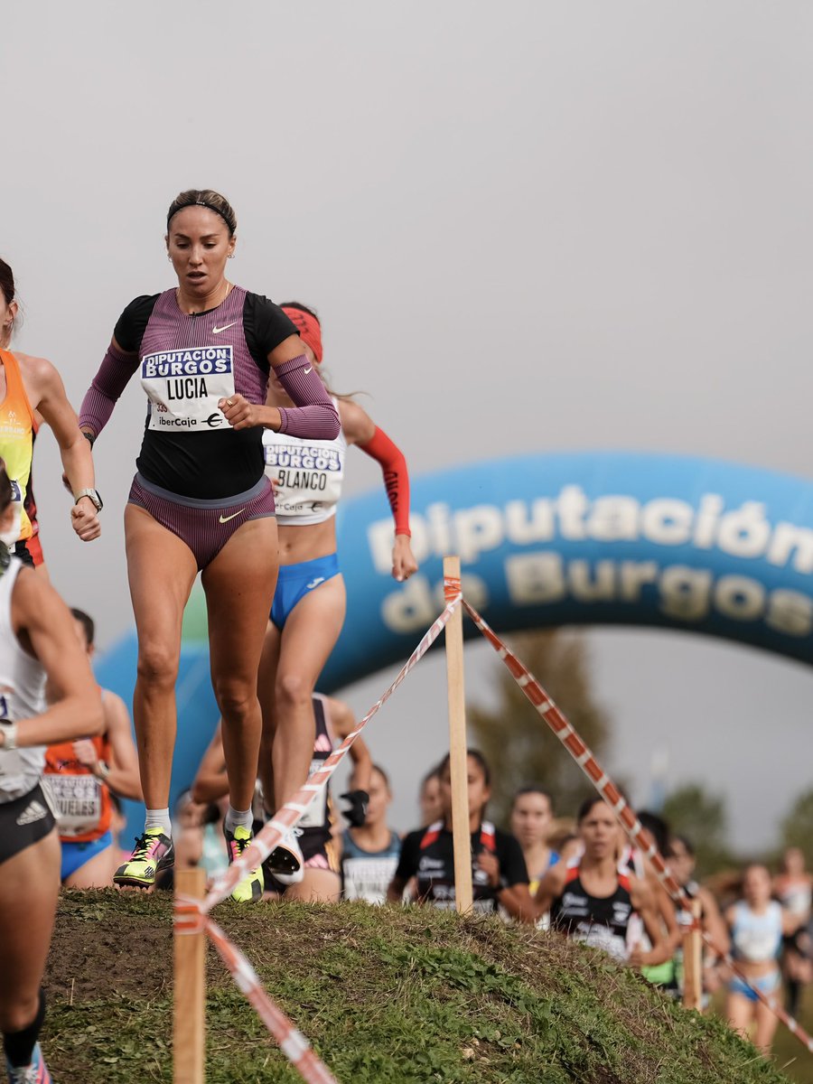 Feliz de volver a competir en el Cross Internacional de Atapuerca y de las sensaciones después de tanto trabajo. ¡Ahora sí, la temporada de cross ha comenzado! ¡Gracias a los que están siempre ahí, y no me olvido de la afición de Atapuerca por su energía ❤️

📸 <a href="/sportmedia_es/">sportmedia.agency</a>