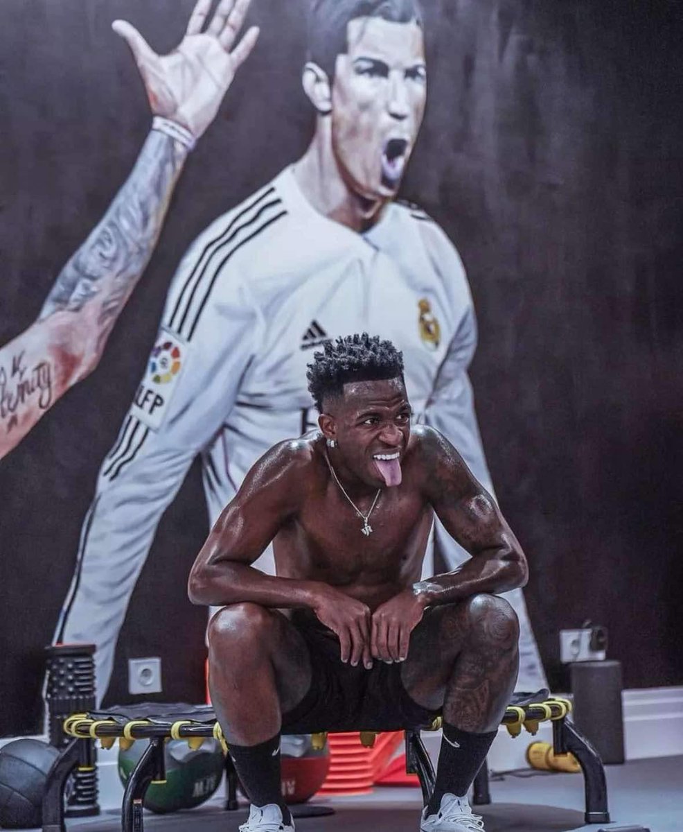 _LGalacticos's tweet photo. Vinicius: „Zrobię to 10 razy, jeśli będę musiał. Nie są gotowi”.

MENTAL. https://t.co/jPcFDYSUrQ