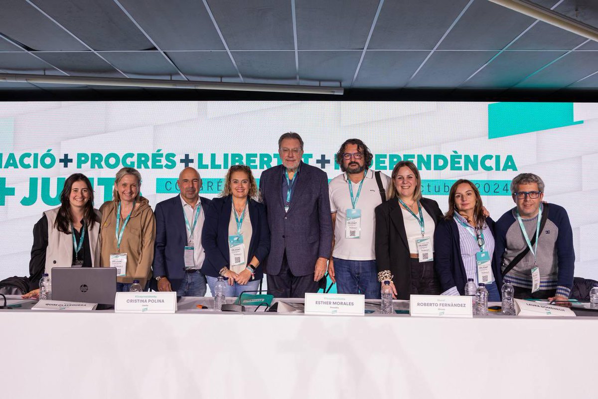marcprullans's tweet photo. ✨ Extraordinari #CongresJunts a Calella, on he tingut l'honor de formar part de la mesa.
👥 Un orgull formar part de la nova mesa del Consell Nacional amb la presidenta @pilarcalvo13, tornant a representar a @JuntsXPiriAran.
💪 Junts i a totes! https://t.co/wWH8qqB38D