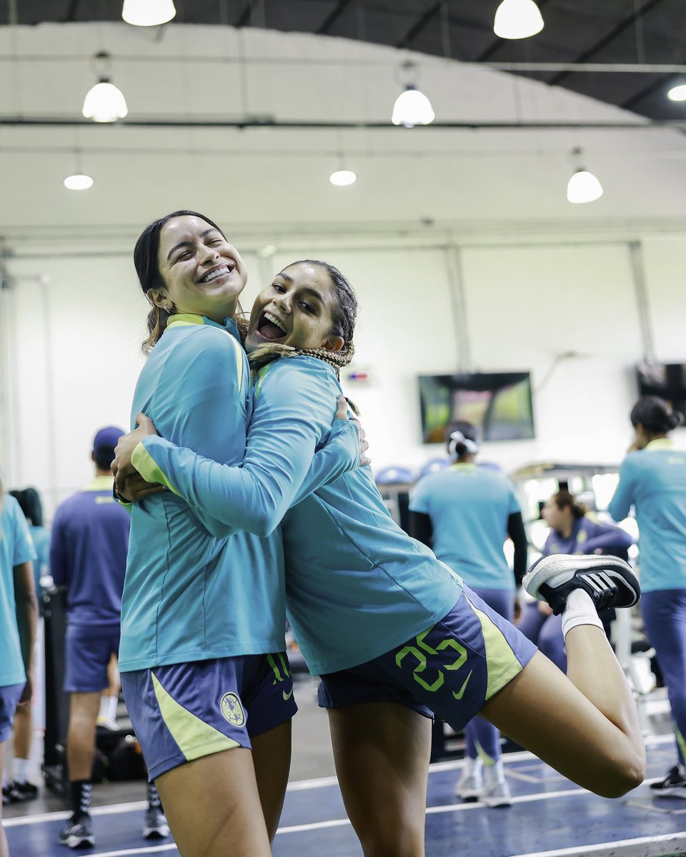 AmericaFemenil's tweet photo. ¡Volvimoooooooos! ✌️

Primero la sesión de gimnasio 🏋️‍♀️✨ https://t.co/uvievZsCAp