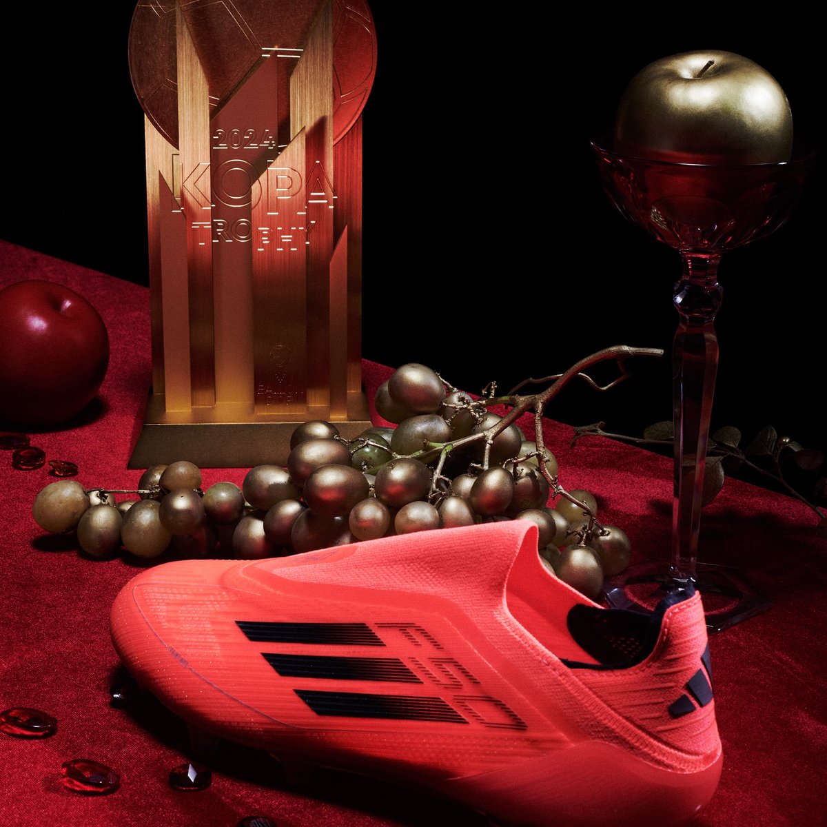 adidas Football (@adidasfootball) on Twitter photo fine dining at its best 😍🏆
celebrating the Ballon d'Or, Kopa Trophy, and Yashin Trophy completely in style. <a href="/ballondor/">Ballon d'Or</a> fine dining at its best 😍🏆
celebrating the Ballon d'Or, Kopa Trophy, and Yashin Trophy completely in style. <a href="/ballondor/">Ballon d'Or</a>