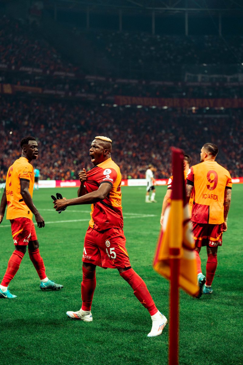 Victor Osimhen (@victorosimhen9) on Twitter photo 