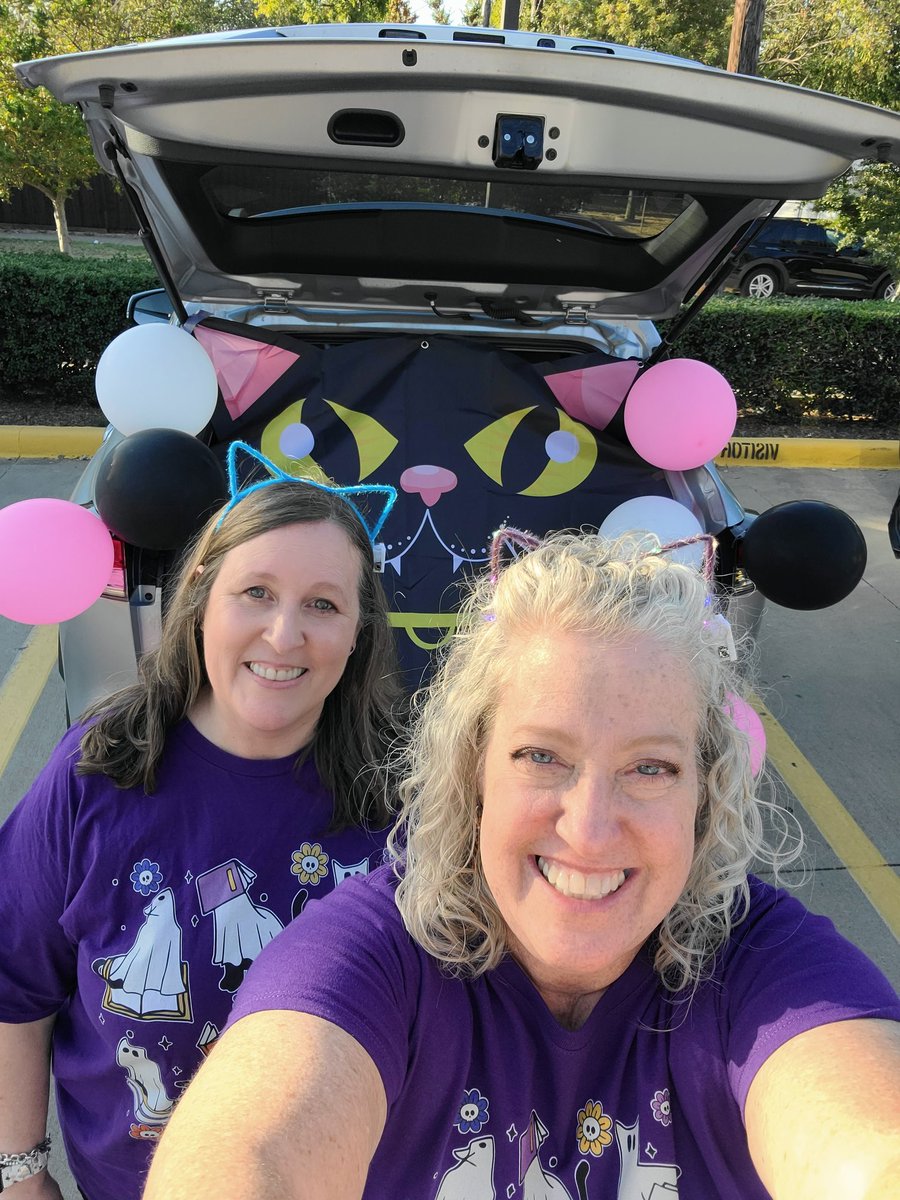 Ready for <a href="/gisd_dyslexia/">Garland ISD Dyslexia</a> trunk or treat!