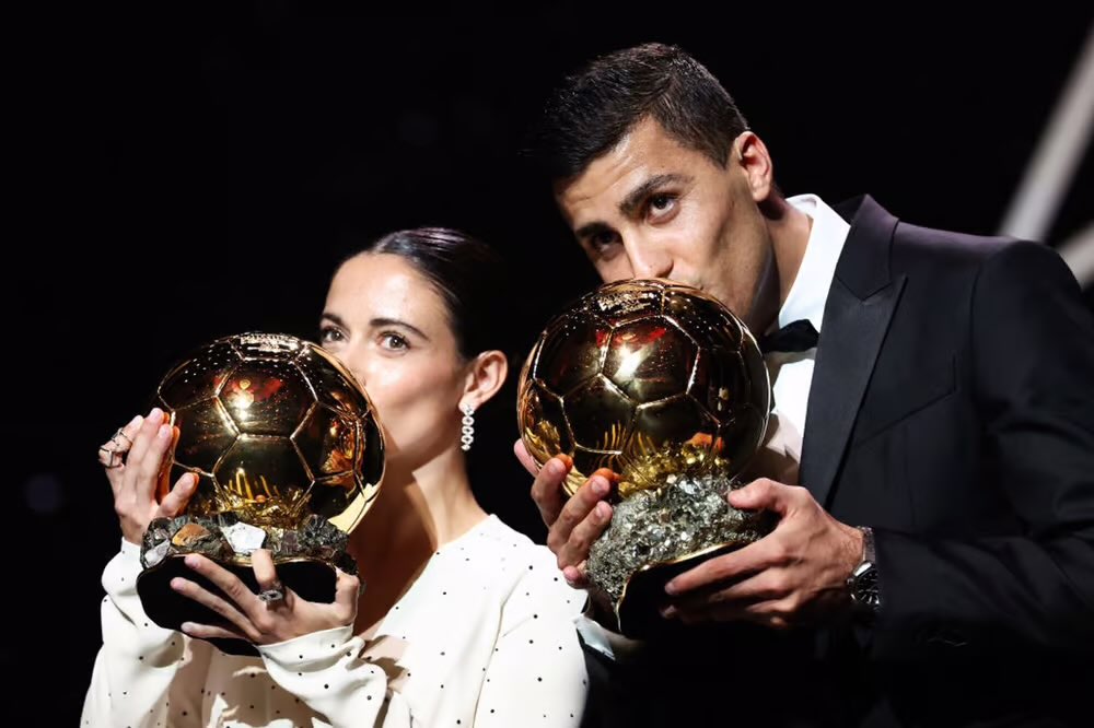 🏆 Ballon d’Or Winner 2024 🏆
Huge congratulations to Rodri for ending Spain’s 64-year wait for this prestigious honor! After a phenomenal season with Manchester City and his stellar performance at Euro 2024, he truly deserves this recognition! 🇪🇸✨
#BallonDor2024 #Rodri #ManCity