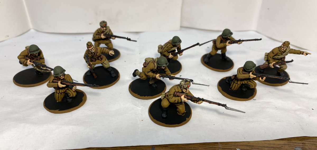 PaintsDb's tweet photo. A great evenings painting, managed to get 10 Bolt Action Soviet infantry done 🙂
A nice tabletop standard and I’ll get some basing material on them tomorrow. 28mm warlord figures (horrible things to put together!) #boltaction #boltaction3rdedition https://t.co/Y5wW6P6H4s