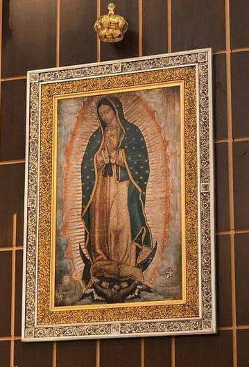 DANTE_eloficial's tweet image. Bajo tu amparo 🙏

Bajo tu amparo nos acogemos, santa Madre de Dios;
no deseches las súplicas que te dirigimos en nuestras necesidades,
antes bien, líbranos de todo peligro,
¡oh siempre Virgen, gloriosa y bendita!