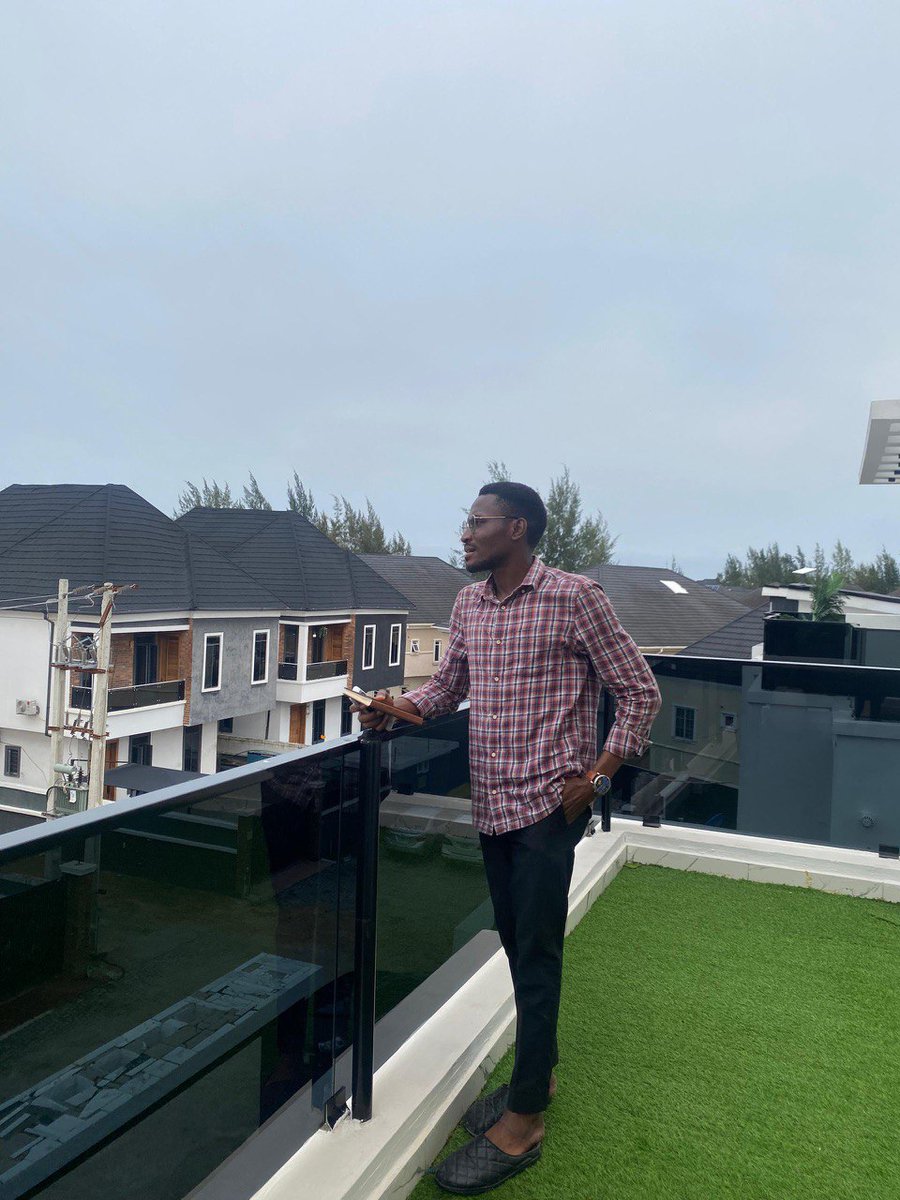 _DaniRok_'s tweet photo. Real Estate with The Homes by Radiant Brand... https://t.co/LF4blOSapy