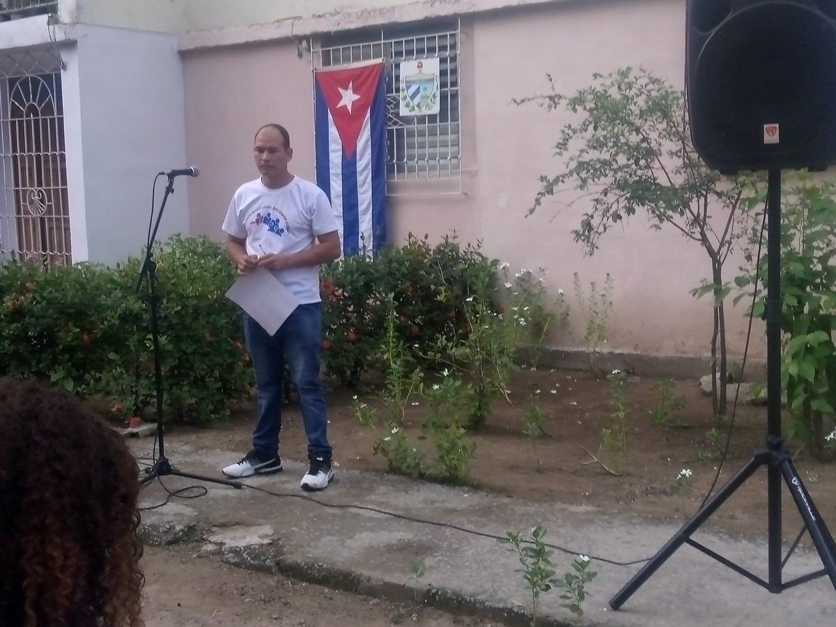 CamSecretaria's tweet photo. Se realiza la reunión de Rendición de Cuenta del delegado a sus electores en la circunscripción 1 del Consejo Popular #17.Espacio importante para el intercambio entre sus pobladores y directores de organismos #PorLasTunasLaVictoria https://t.co/WQSmQQ1hOV
