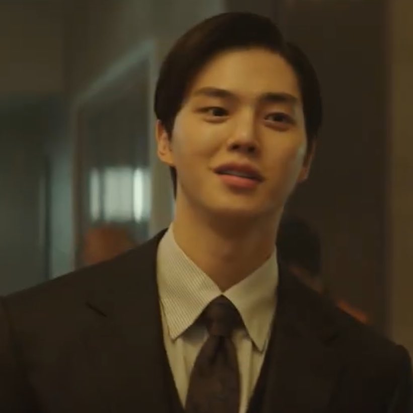 진수 tweet media