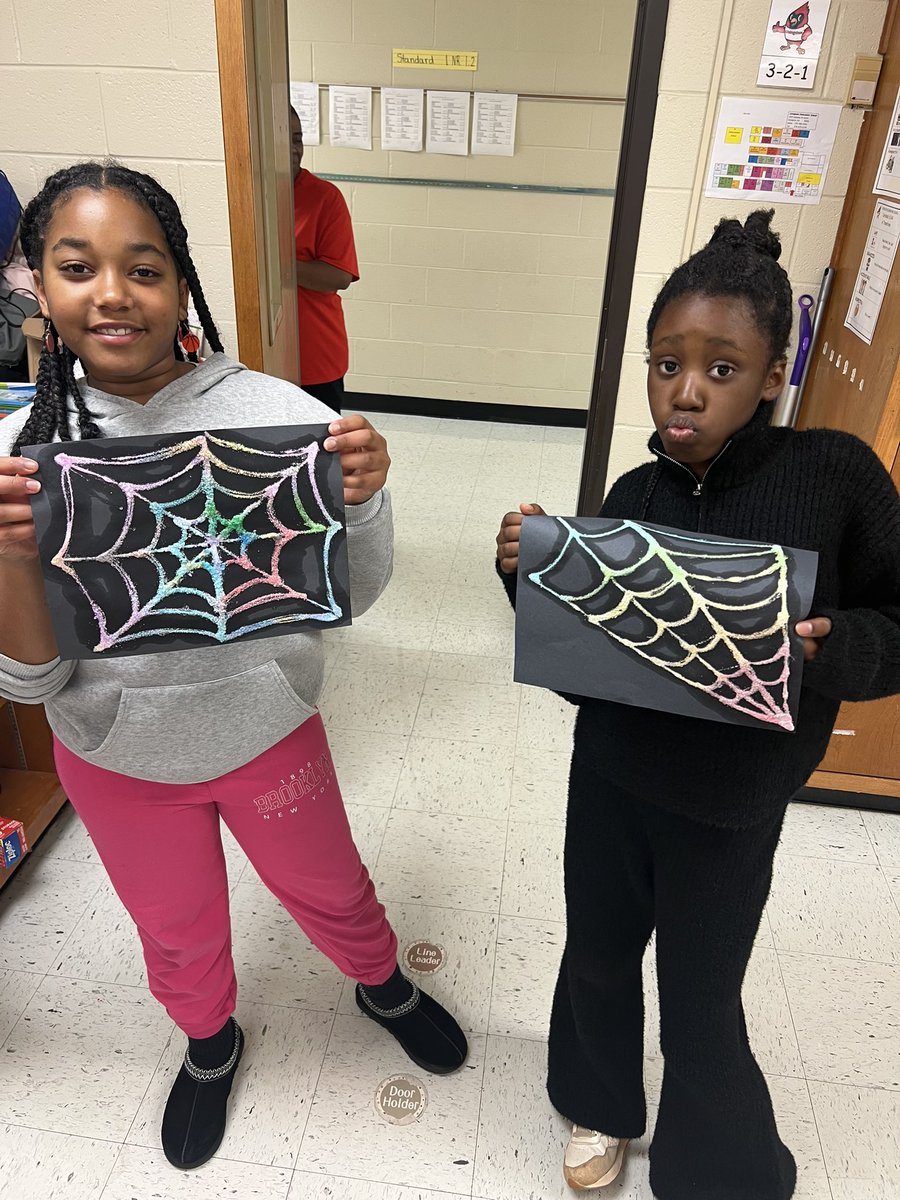 A splash of color and texture! Salt and watercolors transform a simple spider web into a stunning masterpiece. 🕸️😎🧡 <a href="/LVESCHOOL/">Livingston Elem (LVES)</a>