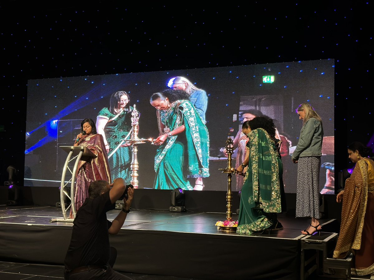 Rajeeva21's tweet photo. Would like to thank all guests, Lord Mayor of Leeds, Bob Bowman CEO, Anya Goel, Bhakti, donors and sponsors, who helped raise thousands of £££ for deserving charities @yorksindsociety @LeedsLordMayor @leedsrhinos https://t.co/1aKsn2vWIM