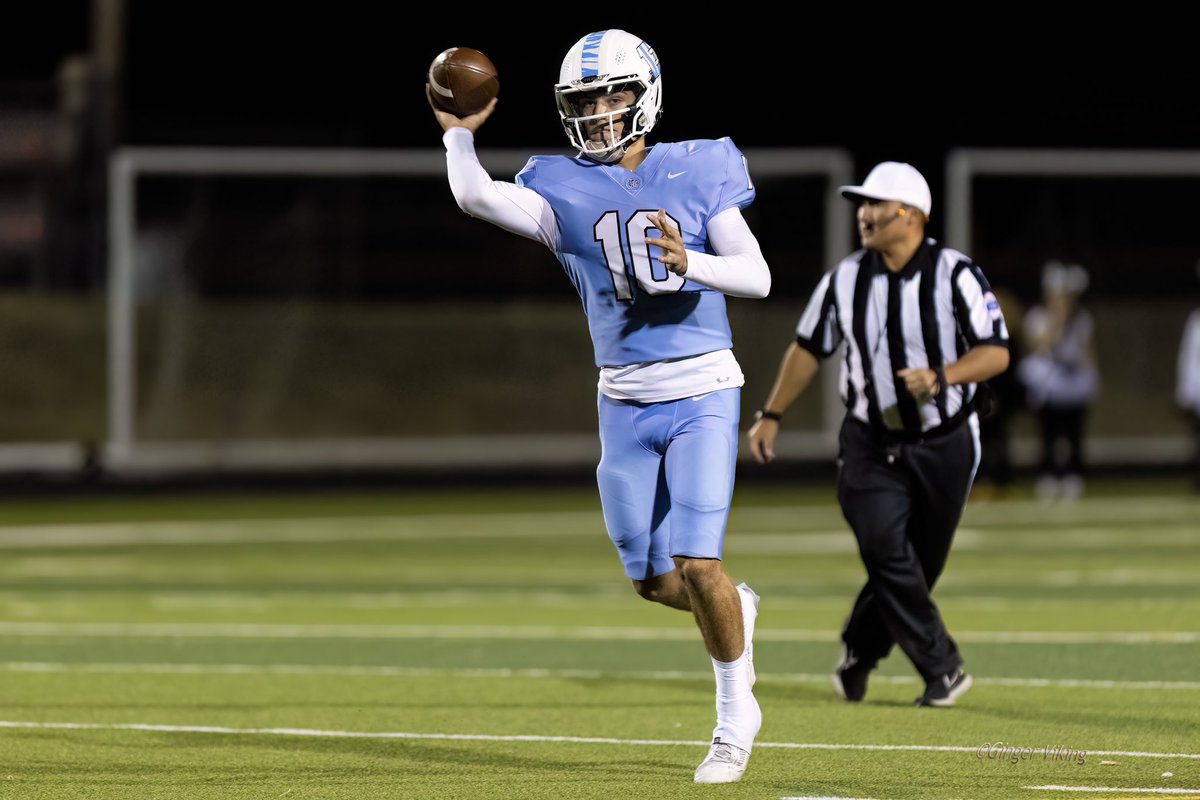Regular Season Stats:
• 1994 passing yards
• 26 passing TDs
• 72% completion 
• 7 rushing TDs
• 142 QB rating
• 6-2 League Champions
