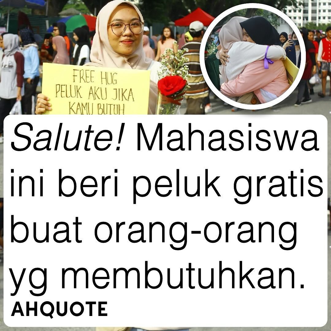 yoyouzhii's tweet image. Para Mahasiswa ini membuat kegiatan “Free Hug” atau peluk gratis untuk orang-orang yang membutuhkan.