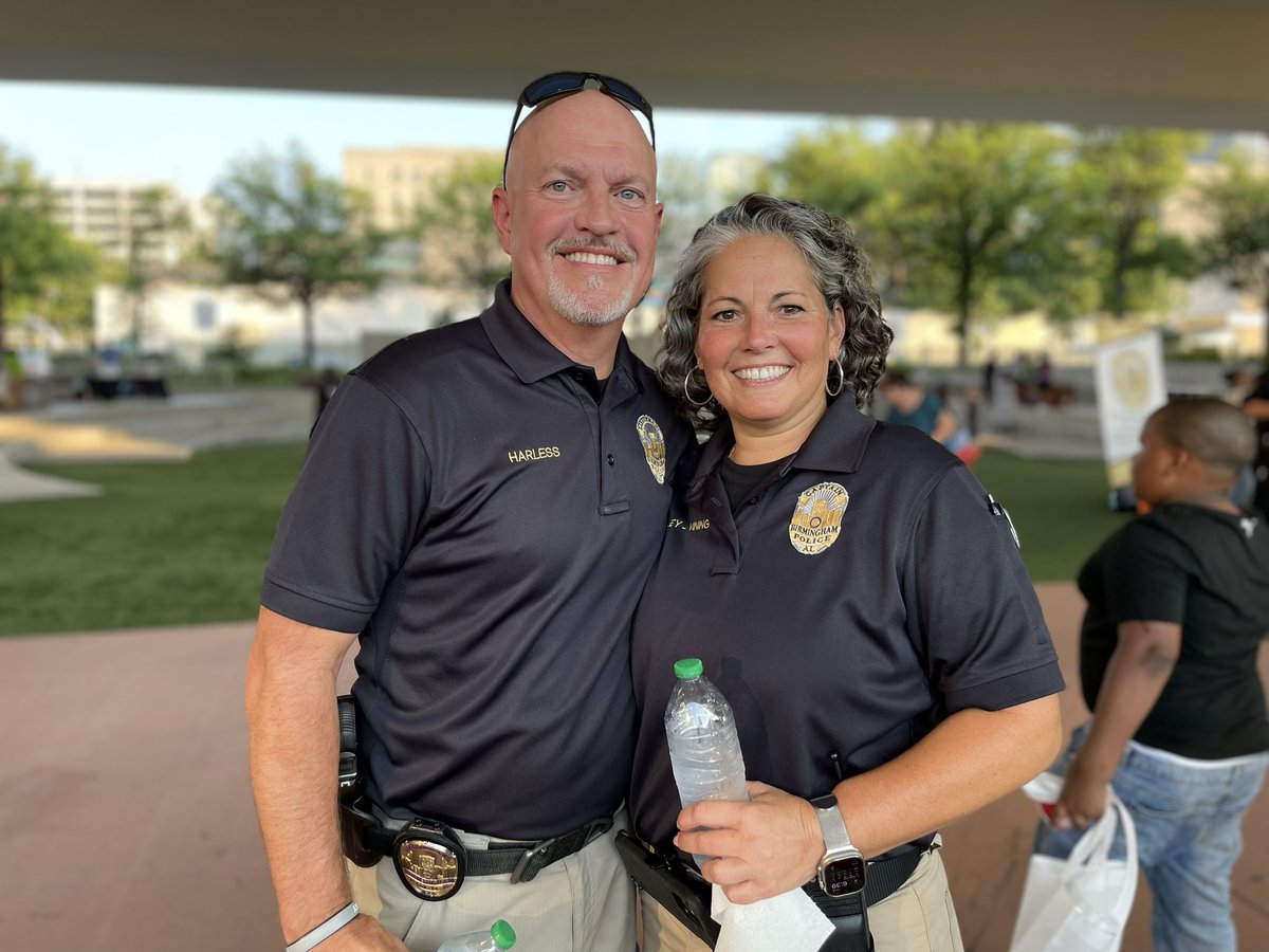 BhamPolice's tweet photo. Happy National First Responders Day! Thank you to all our first responders.

We appreciate the commitment that you make each and every day. 

#commitmen #excellence #integrity #nationalfirstrespondersday #bpd #serve #protect https://t.co/PTl2EyNiaI