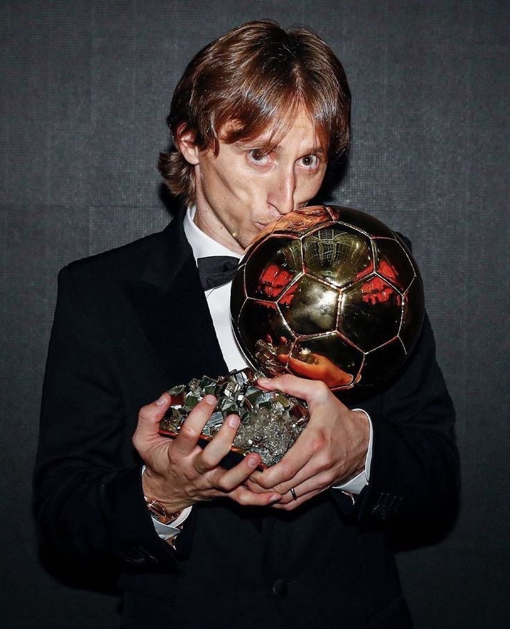 How did this guy win it genuinely Madrid fans think football revolves around them 💀