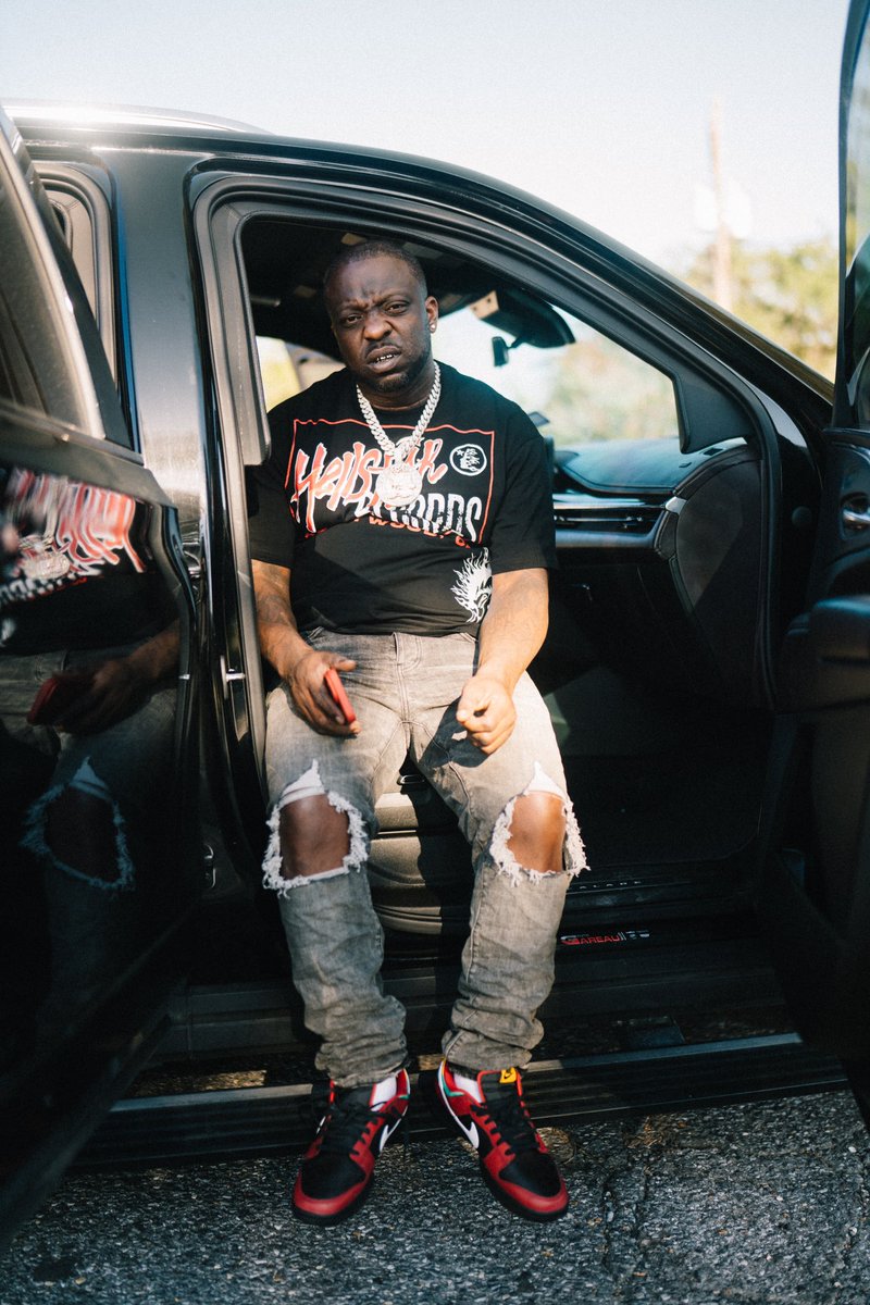 Cleezy5 tweet media