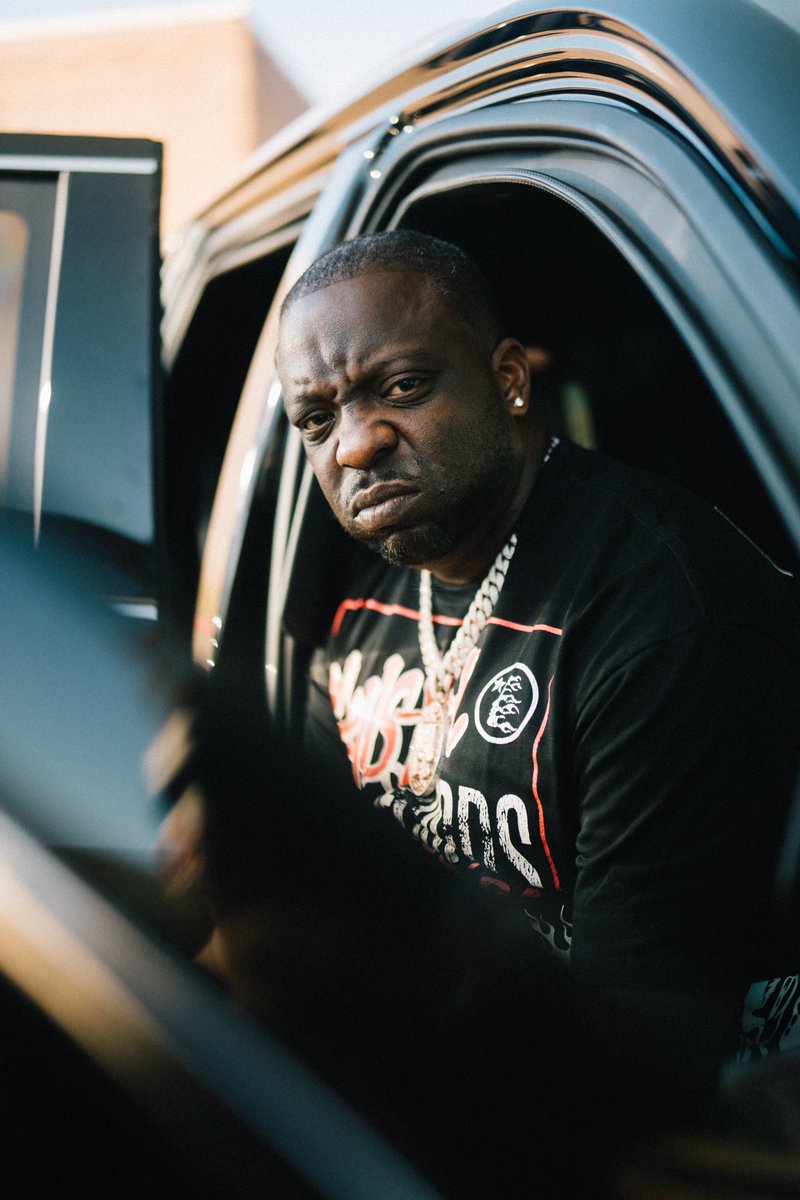 Cleezy5 tweet media