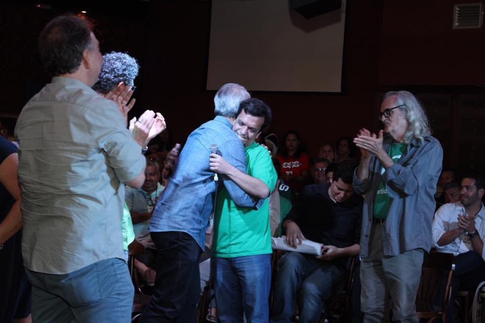 Feliz aniversário, <a href="/alessandromolon/">Alessandro Molon 🇧🇷</a>, grande referência! 💚