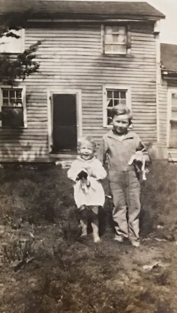 Buy one <a href="/graysleep/">MH Gray</a> and get a 2nd mattress FREE this week <a href="/stlmattress/">Mattress Direct</a> graysleep.com/2nd-free #sleeprules #graysleep