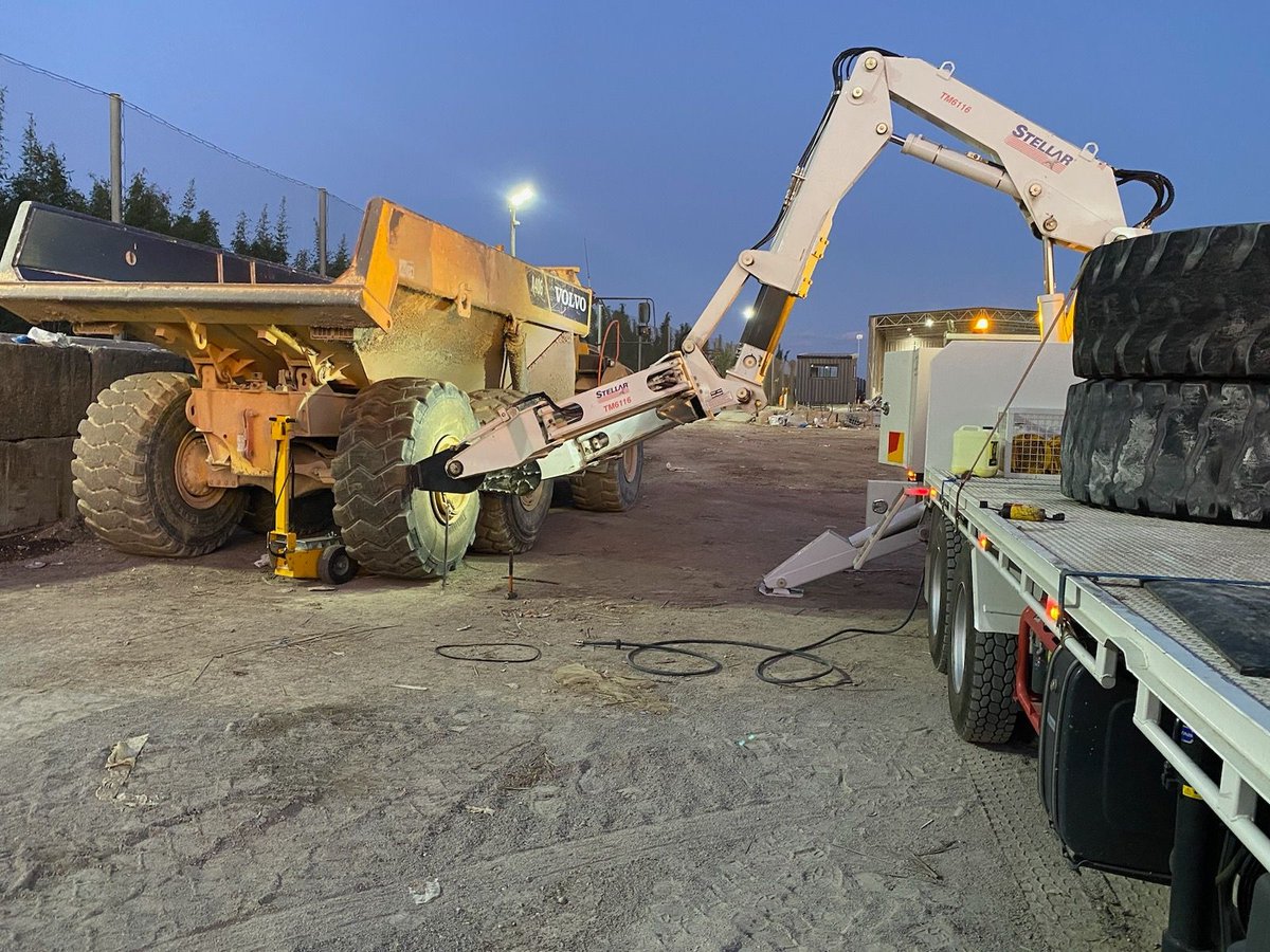 Tradefaire_Int's tweet photo. Another successful fitment in the field! 💪 

Our team equipped a Volvo articulated dump truck with 29.5R25 tyres, getting it ready to tackle even the toughest jobs. 

At TFI, we’re committed to delivering high-performance solutions to keep your equipment running smoothly and ... https://t.co/asBt1j6uWA