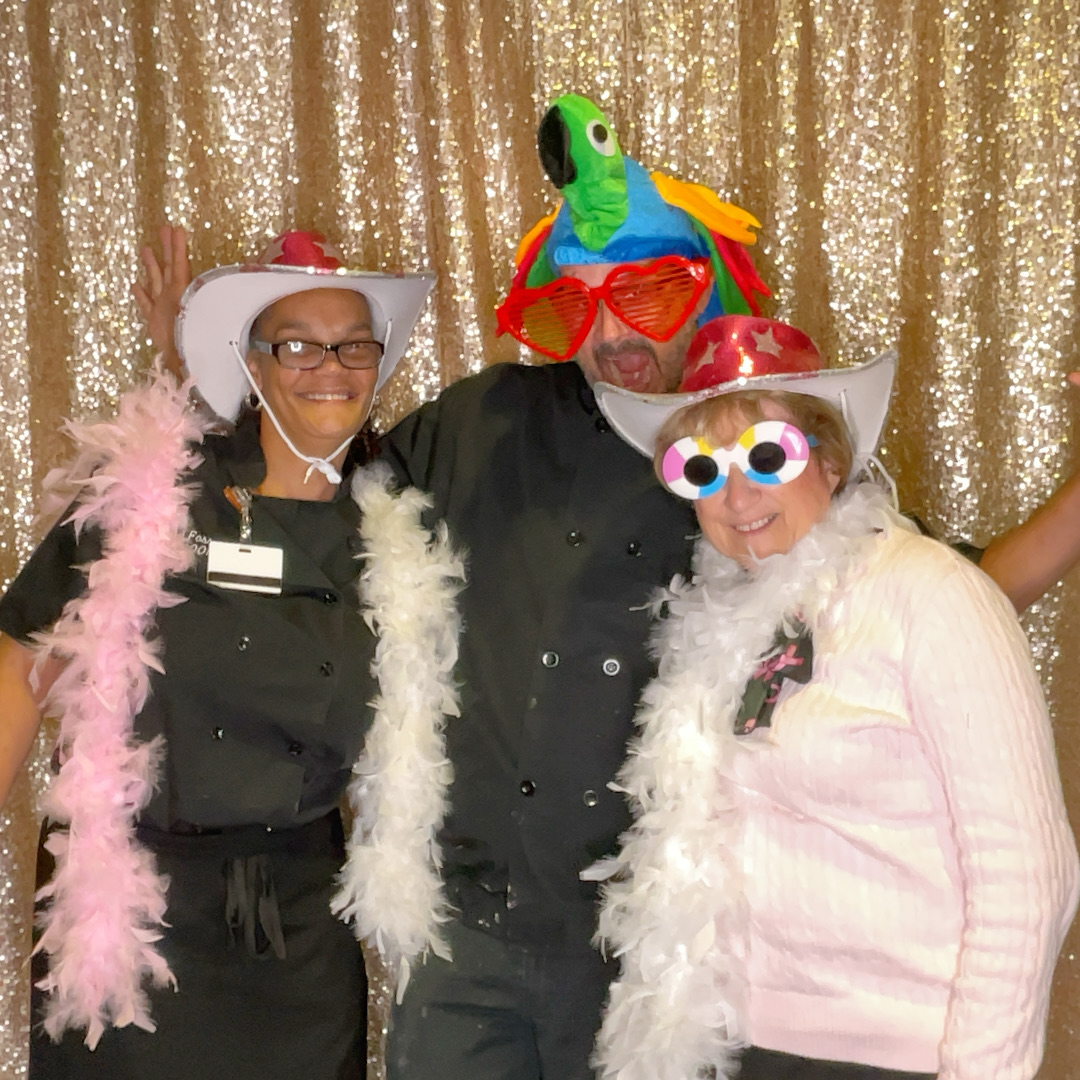 EdwardsCancer's tweet photo. ICYMI: We had a blast at our annual Breast Cancer Survivors Dinner held last week. Our attendees enjoyed a fun photobooth while celebrating the incredible women who have been impacted by #BreastCancer. 

📸 Check out more photos by visiting https://t.co/rf5xs4Z0qz https://t.co/shBagDBZAD