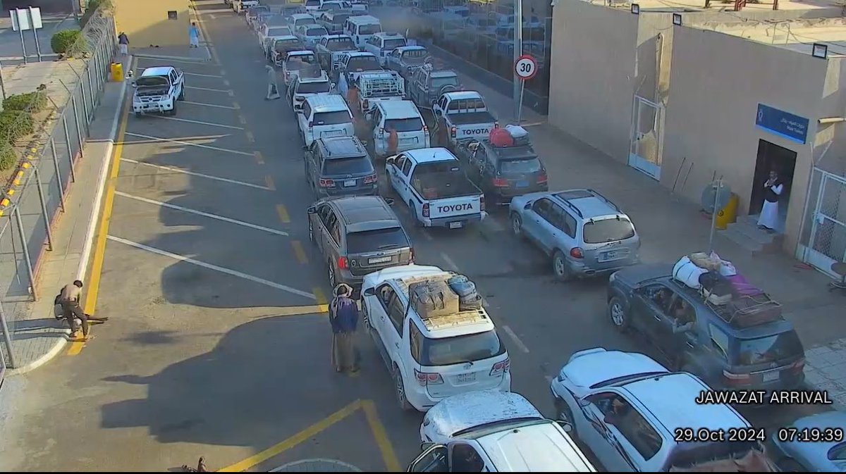 خدمة جديده :

بث مباشر للمنافذ الحدوديه السعوديه يبين لك فيه زحمه او لا 👍🏻

من بينها منفذ الوديعة الرابط بين اليمن و المملكة العربية السعودية 🇾🇪🇸🇦

zatca.gov.sa/ar/Pages/live-…