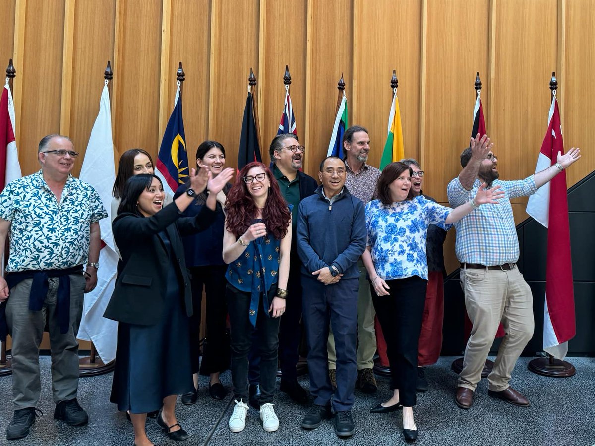 James Blackwell (@blackwellj_) on Twitter photo It's been a great time hosting a workshop on Indigenous rights & politics at the <a href="/ANUBellSchool/">ANUBellSchool</a>. Thanks to <a href="/sheryllightfoot/">Sheryl Lightfoot</a> for co-convening with me, and to everyone else who came along!
The 2nd image is an outtake when <a href="/JopeTarai/">Jope Tarai</a> made it back just in time for the photos!😂 It's been a great time hosting a workshop on Indigenous rights & politics at the <a href="/ANUBellSchool/">ANUBellSchool</a>. Thanks to <a href="/sheryllightfoot/">Sheryl Lightfoot</a> for co-convening with me, and to everyone else who came along!
The 2nd image is an outtake when <a href="/JopeTarai/">Jope Tarai</a> made it back just in time for the photos!😂