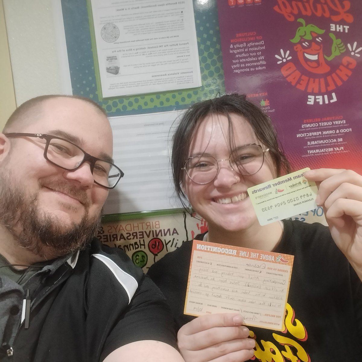 Mike Kovalcik (@mikekovalcik1) on Twitter photo Eleanor.. congrats on finishing your server cross training from Togo! Can't wait to watch you "Shine bright like a Diamond 💎💎!!" <a href="/ChilisThomas/">Thomas_Chilis</a> Eleanor.. congrats on finishing your server cross training from Togo! Can't wait to watch you "Shine bright like a Diamond 💎💎!!" <a href="/ChilisThomas/">Thomas_Chilis</a>