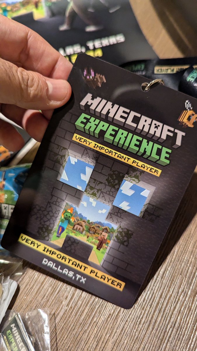 omaracs's tweet image. Awesome day to be a Minecraft fan! 💯
#MinecraftExperience #MinecraftDallas
@MinecraftExpIRL