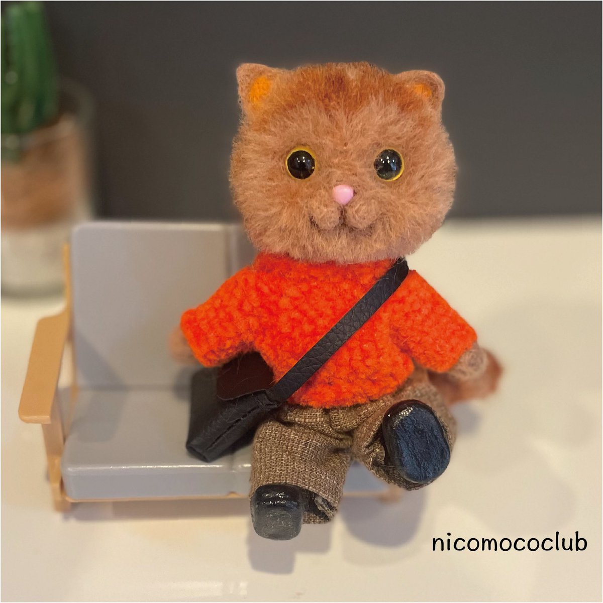 nicomococlub's tweet photo. オレンジ���のセーター　茶トラ猫
#minneで販売中
#服着た猫
#ハンドメイド
#羊毛フェルト https://t.co/IZqf2dCX0e