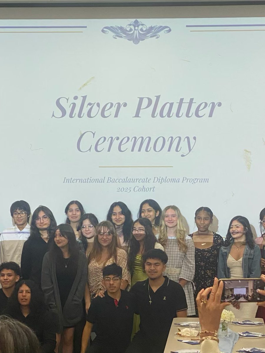 Danielle Calvario tweet media