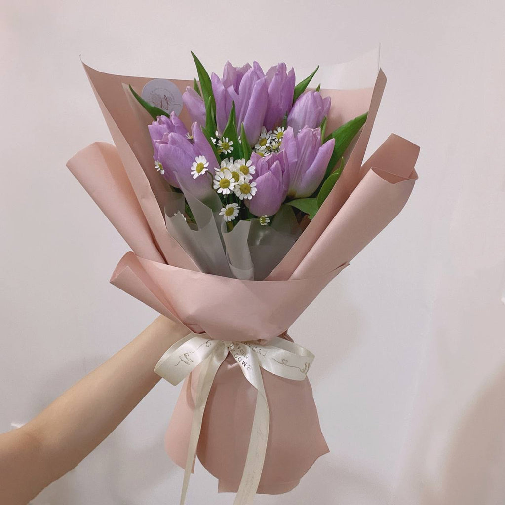 _atinyflowers's tweet photo. flower delivery ⚘

to: @yeos_hehet
from:
💐: tulips from yeosang!
💌: hii my #1, my absolute favourite <3 if I ask the world for anything, it'll always lead me to you. bec the answer to everything has always been spending time with you, (1/3) https://t.co/LzDFGsSHQp