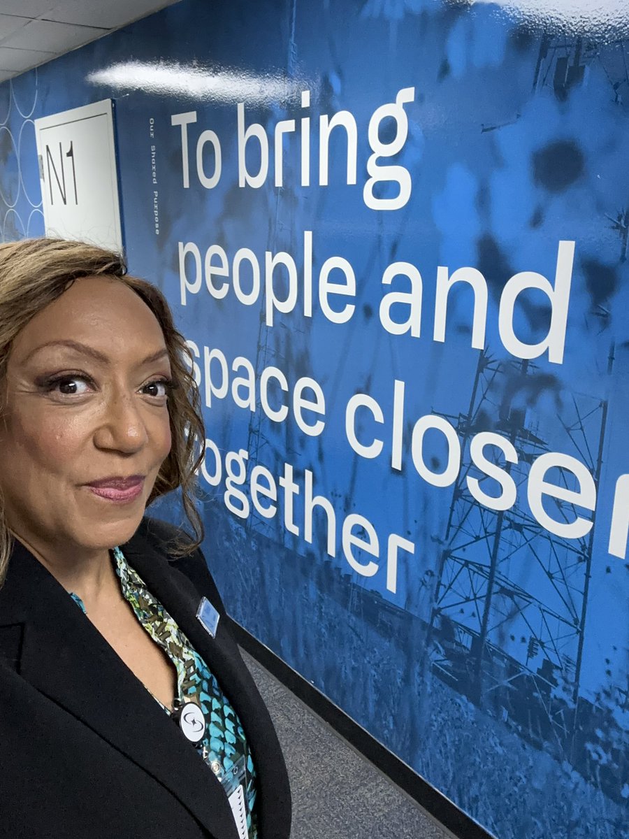 ReneeGsays's tweet photo. Love volunteering and helping visitors from around the world enjoy out-of-this-world experiences at @SpaceCenterHou! https://t.co/FeIjx42LfE